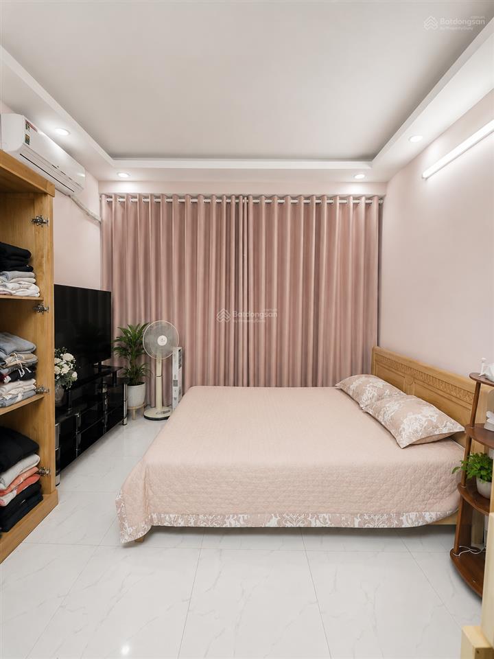 Bán nhà văn trì dt 43m² 5 tầng 8.9 tỷ