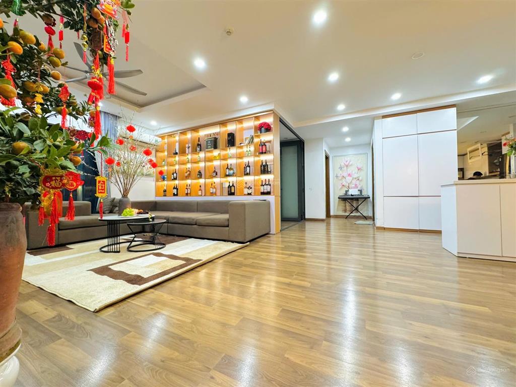 Duy nhất! cho thuê vào ở ngay căn pn 104m2 full nt đẹp gold mark city,  e. thắng 24/7 0988 415 ***