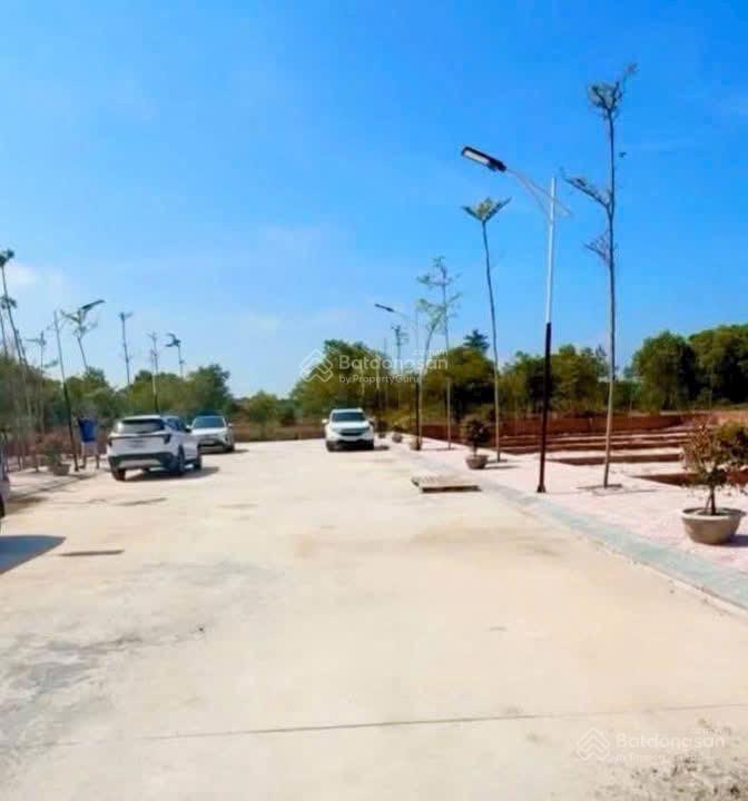 Nhỉnh 555tr cho lô đất 168m2 full thổ cư mặt tiền 6m đường trước đất và cảnh quan đẹp như này