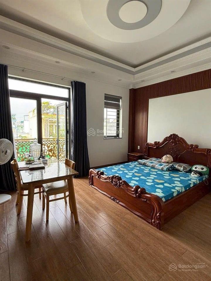 Bán nhà 4 tầng bông sao ngang 5m nở hậu, tặng nội thất lung linh, hoàn công đủ