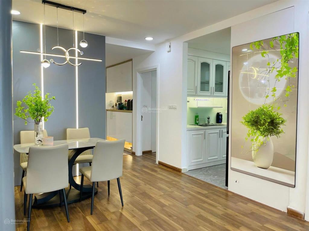 Chính chủ cần bán căn 2 ngủ 2 wc tại chung cư green park trần thủ độ  0924 750 ***