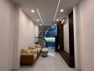 Mặt tiền nguyễn trọng tuyển  dt 34m2 x 4 tầng, nhà mới, full nội thất  7.x tỷ