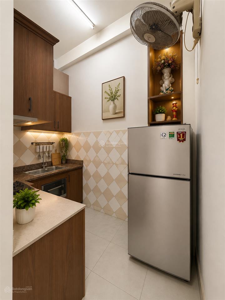 Lý thường kiệt  hxh  4 tầng  nhỉnh 5 t.ỷ