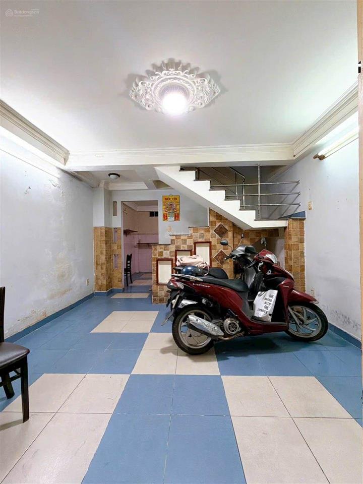 Đường đất thánh (p.6 tân bình)  60m2  ô tô đỗ cửa  nhỉnh 5 tỷ