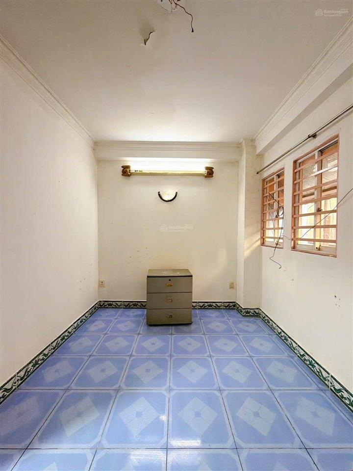 Đường đất thánh (p.6 tân bình)  60m2  ô tô đỗ cửa  nhỉnh 5 tỷ