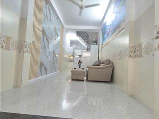 Ni sư huỳnh liên  hxh thông  40m2  4 tầng  nhà đẹp ở ngay  chỉ 5.x tỷ