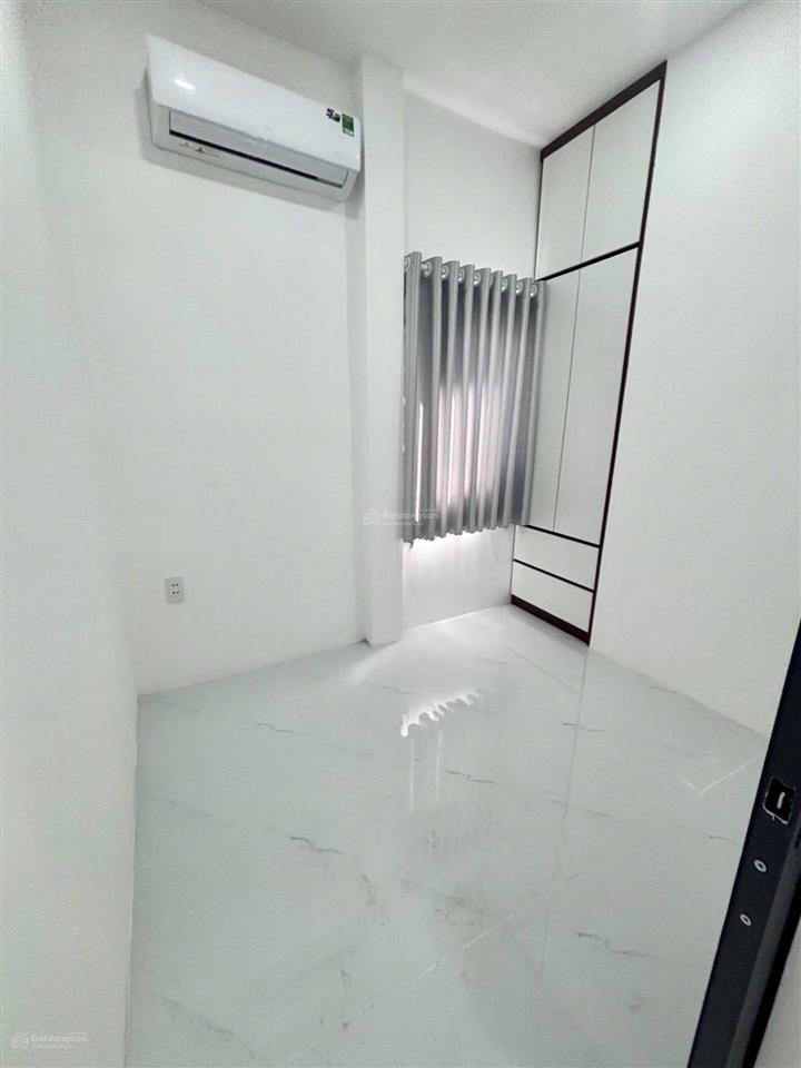 Ngay âu cơ  nhà mới ở ngay  2 tầng  nhỉnh 2 tỷ