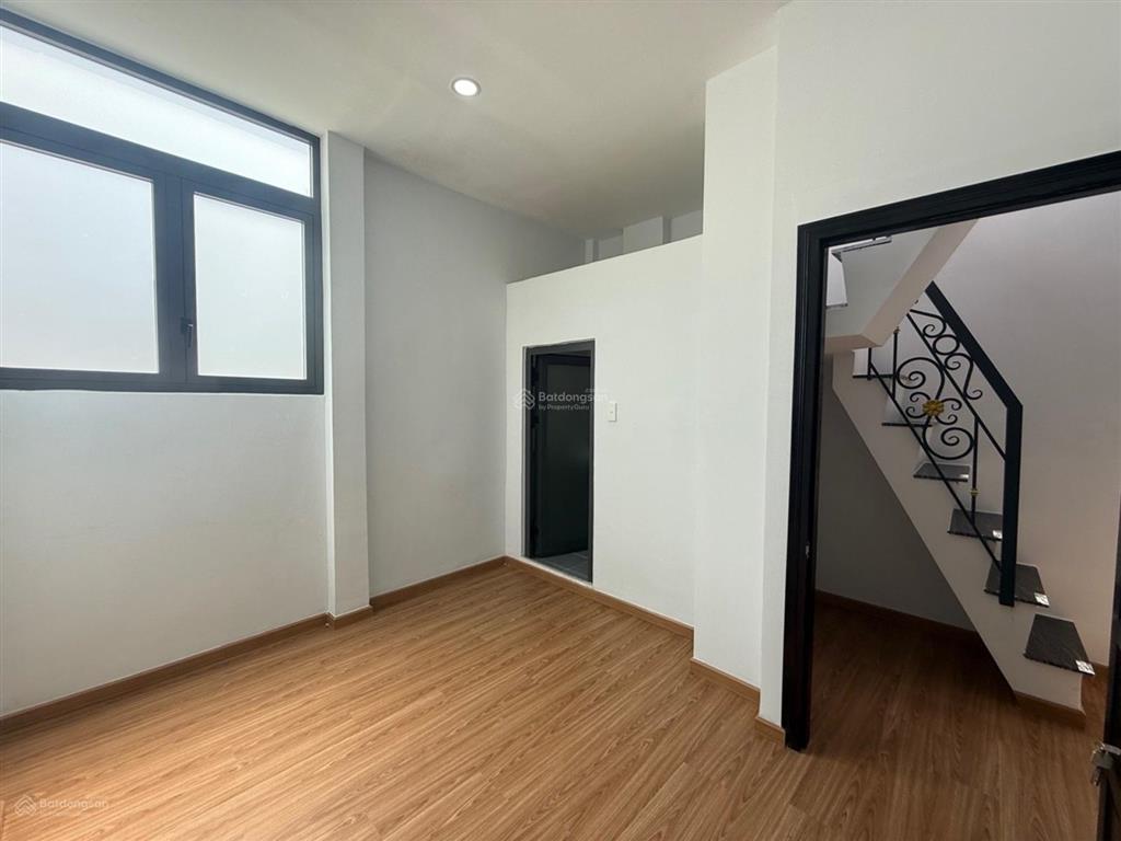 Tân phú  gần đường tân hương  nhà mới 4 tầng  tặng full nội thất  chỉ 2,** tỷ