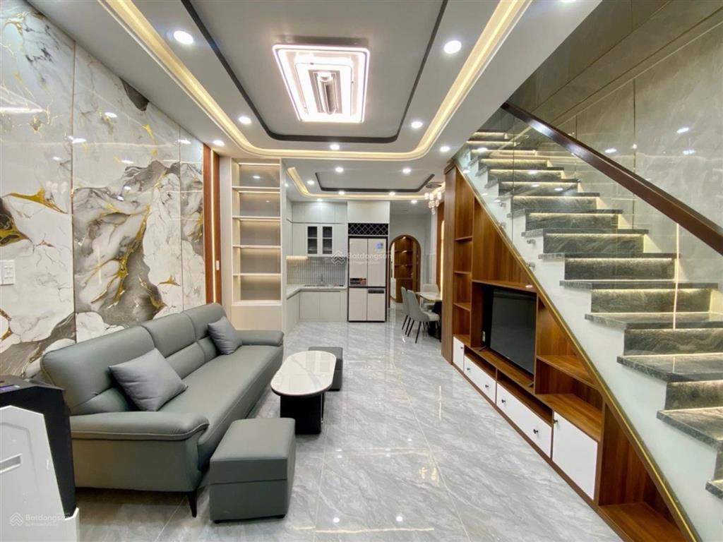 Lý thường kiệt  nhà mới vô ở ngay  53m2  7.x tỷ