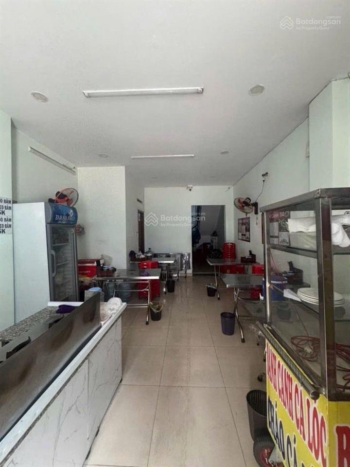Thoại ngọc hầu, tân phú  mặt tiền kinh doanh  70m2  6,7 tỷ