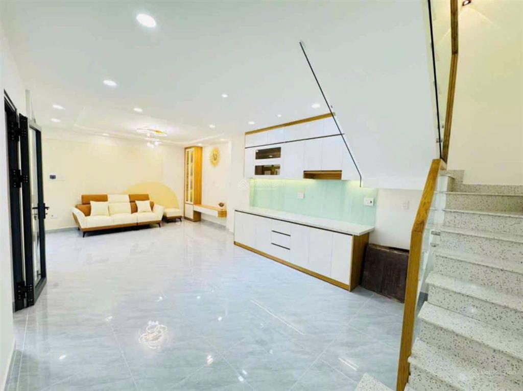 Tân phú  nhà mới đẹp  56m2  hẻm thông văn cao  ngang 6.5m  nhỉnh 5 tỷ