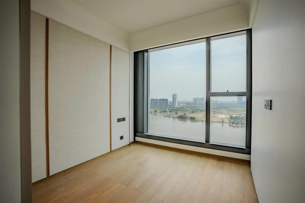 Bán căn góc 3pn grand marina saigon 122m² view sông & pháo hoa trực diện, full nội thất