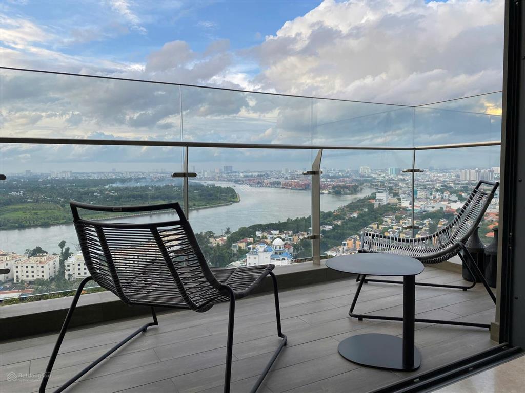Q2 thảo điền  bán căn 1pn 1wc giá 7,350 tỷ, full nội thất.  0932 532 ***