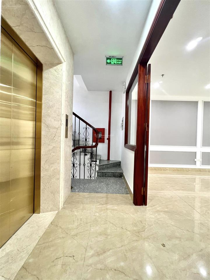 Tòa nhà mặt phố siêu đẹp  kd đỉnh  hiếm có