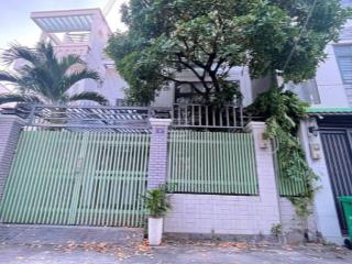 Bán căn biệt thự hẻm xe hơi nguyễn thị thập p.tân phú kê bên pmh. quận 7, dt 8x18m , giá 15.5tỷ 