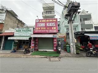 Gấp! bác em bán định cư mặt tiền 339 đỗ xuân hợp phước long b 224m2 đường 16m có vỉa hè tặng nhà c4