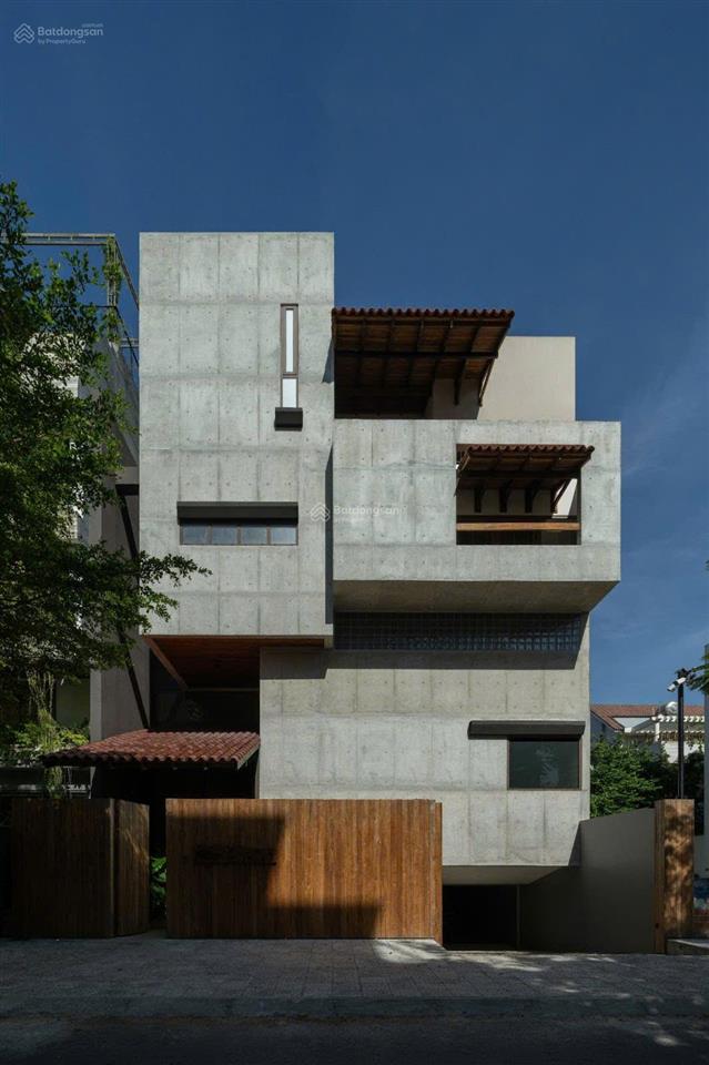 Cần bán biệt thự villa nghỉ dưỡng đường lê mạnh trinh sát biển mỹ khê 200m dt 234m²
