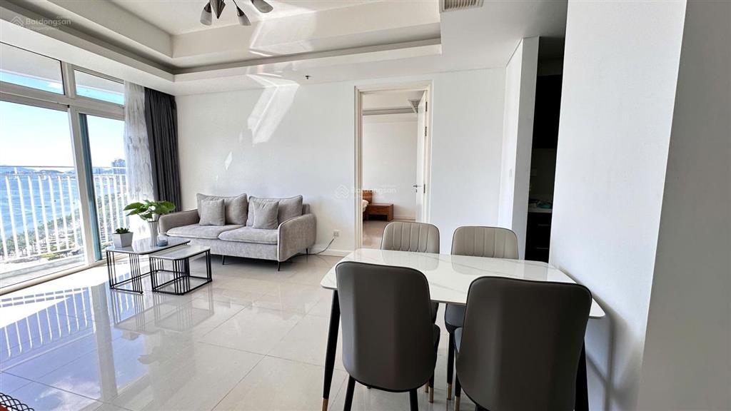 Cho thuê căn góc azura 2pn | 152m diện tích lớn | view trực diện sông hàn