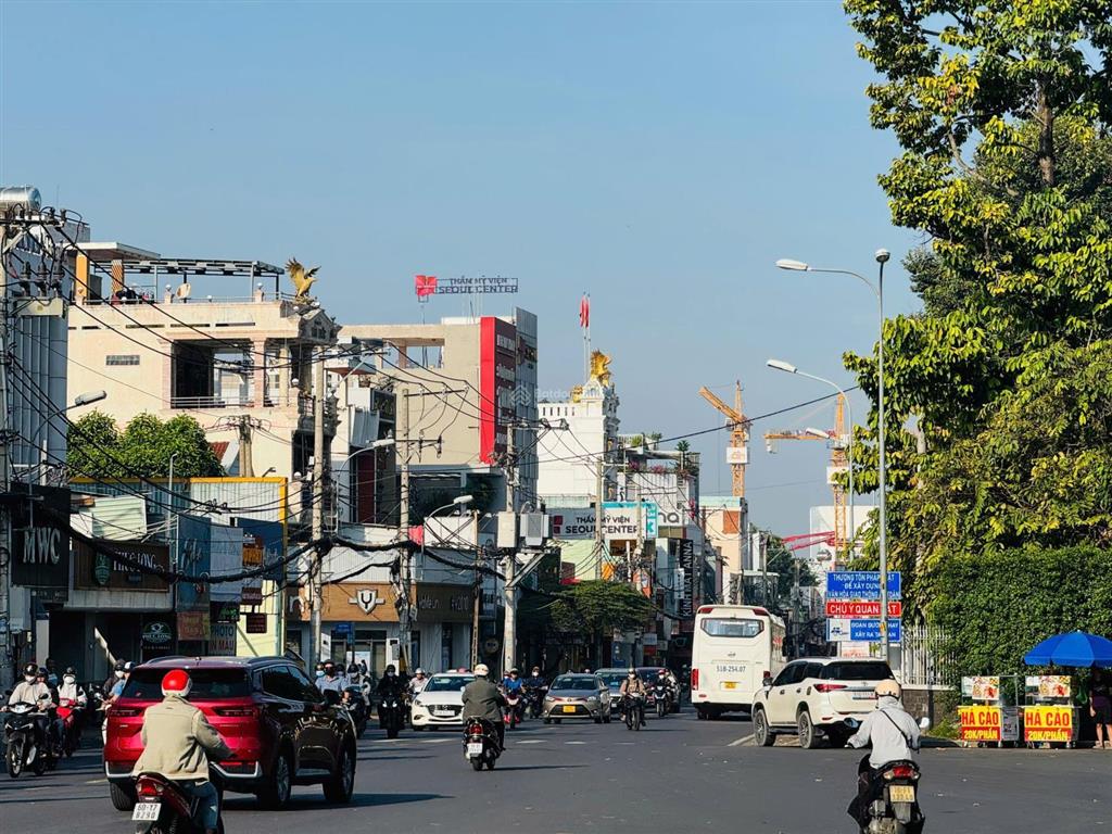 Giá tốt  lô đất đẹp 85m2 đường oto kế biệt thự lê văn chí ngay ngã tư thủ đức hướng đông nam 7 tỷ4