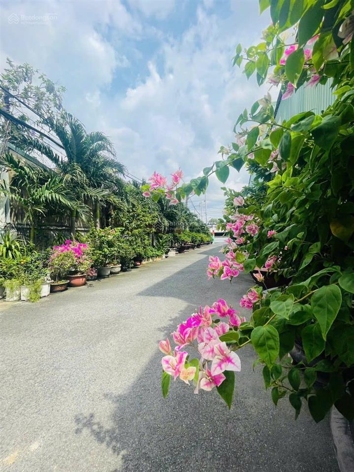 Giá tốt  lô đất đẹp 85m2 đường oto kế biệt thự lê văn chí ngay ngã tư thủ đức hướng đông nam 7 tỷ4