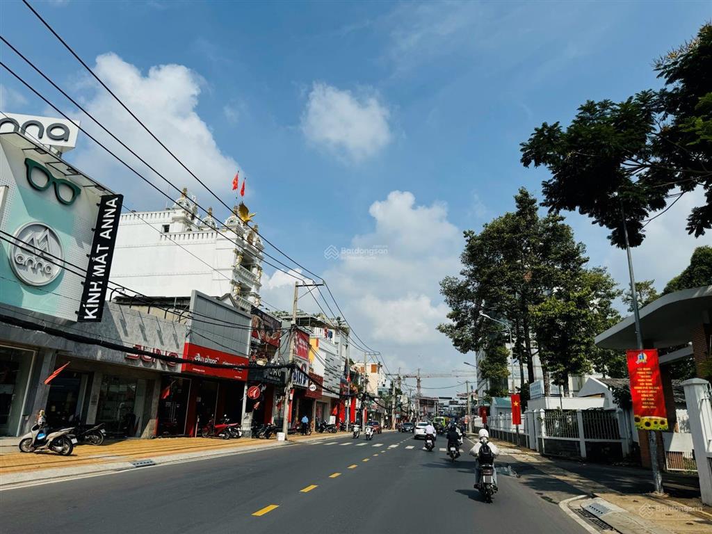 Giá tốt  lô đất đẹp 85m2 đường oto kế biệt thự lê văn chí ngay ngã tư thủ đức hướng đông nam 7 tỷ4