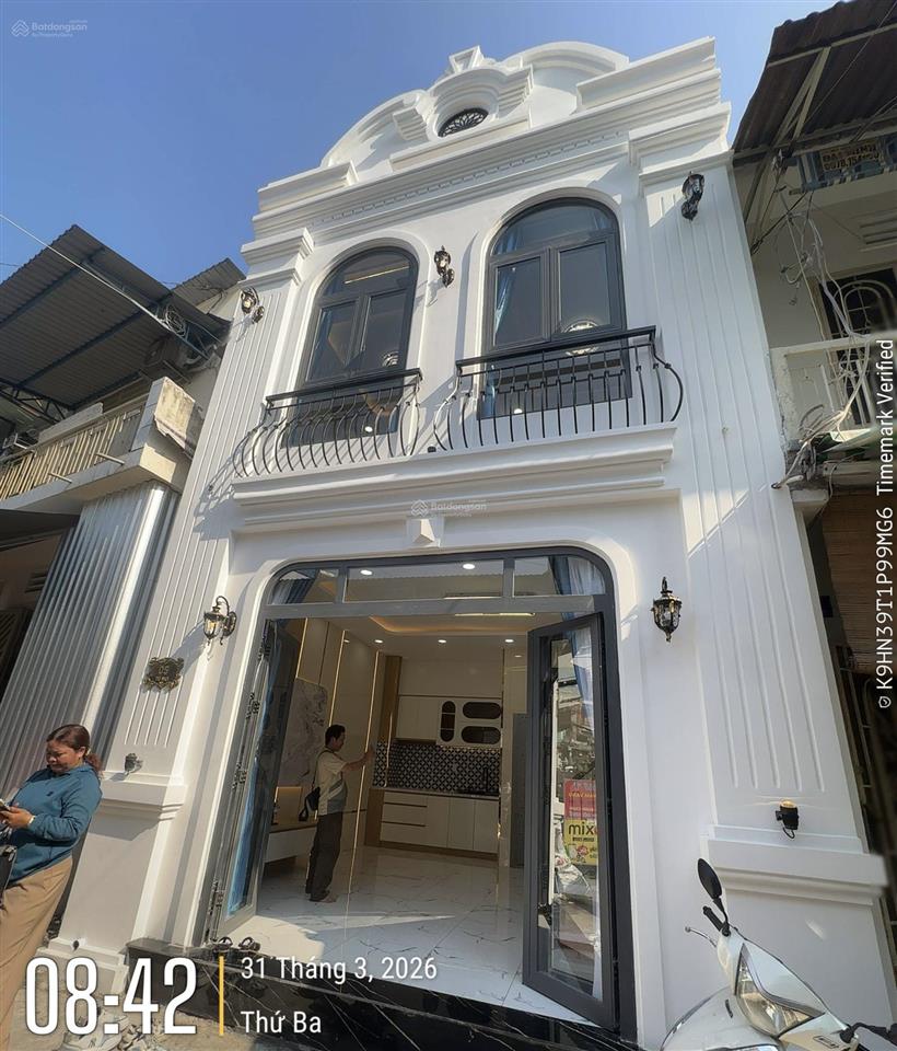 Bán nhà mặt tiền trung tâm gò vấp  nhà mới  tặng full nội thất