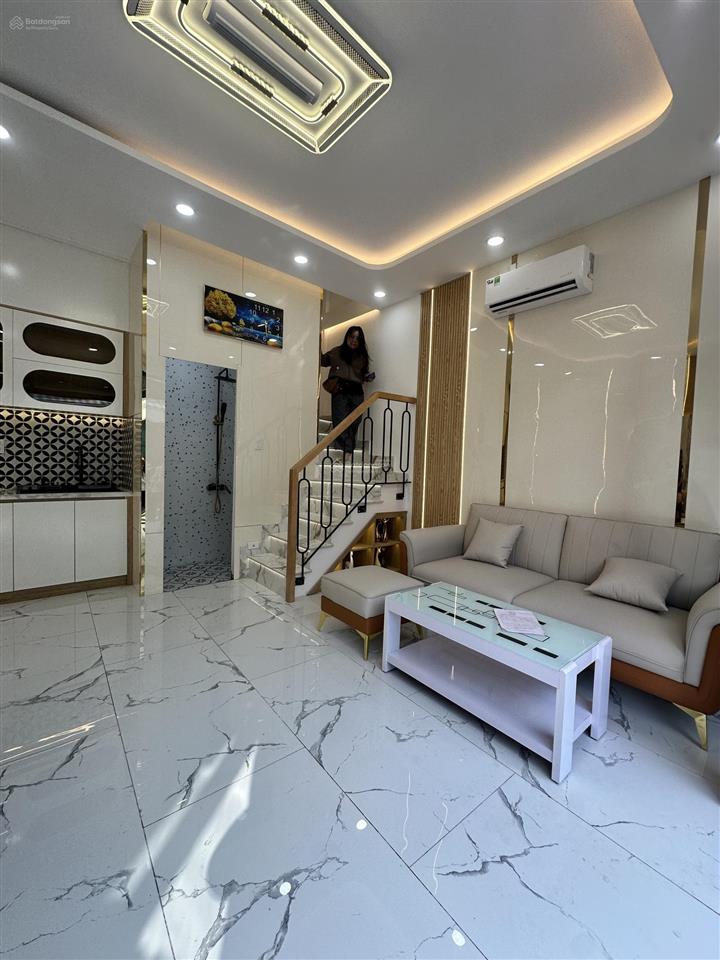 Bán nhà mặt tiền trung tâm gò vấp  nhà mới  tặng full nội thất