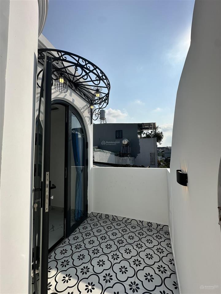 Bán nhà mặt tiền trung tâm gò vấp  nhà mới  tặng full nội thất