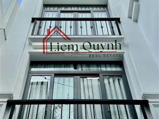 Bán nhà mới xây huỳnh văn bánh, hxh, tặng full nội thất cao cấp