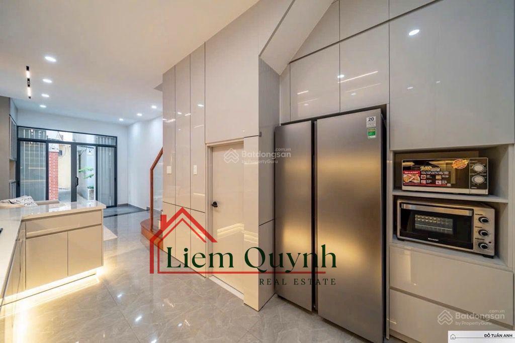 Bán nhà mới xây huỳnh văn bánh, hxh, tặng full nội thất cao cấp