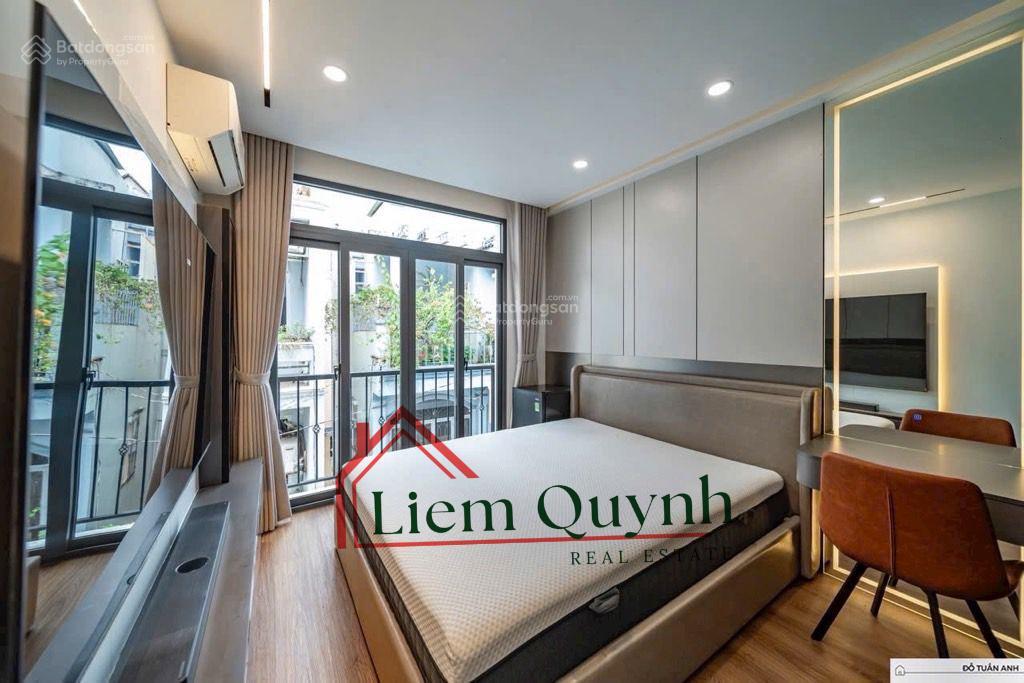 Bán nhà mới xây huỳnh văn bánh, hxh, tặng full nội thất cao cấp