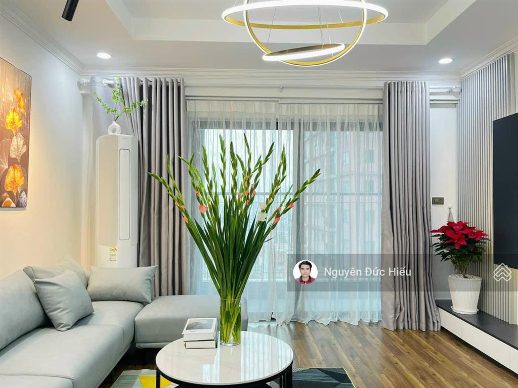 Tôi cần bán chung cư flc star tower hà đông 60m2, 2 phòng ngủ nhỉnh 4 tỷ