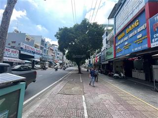 Bán nhà mt hùng vương q5 4,5x14m giá 28 tỷ  0935 375 ***