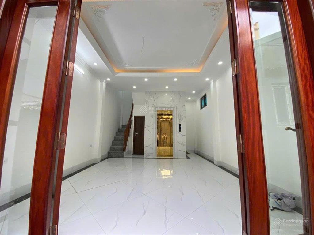 Hoa hậu hoàng văn thái, 40m2, 6 tầng thang máy, ngõ thông, lô góc, ôtô 7 chỗ qua nhà, giá 9,2 tỷ