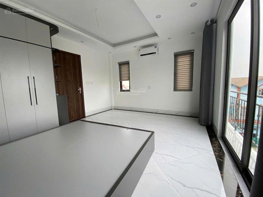 Hoa hậu hoàng văn thái, 40m2, 6 tầng thang máy, ngõ thông, lô góc, ôtô 7 chỗ qua nhà, giá 9,2 tỷ