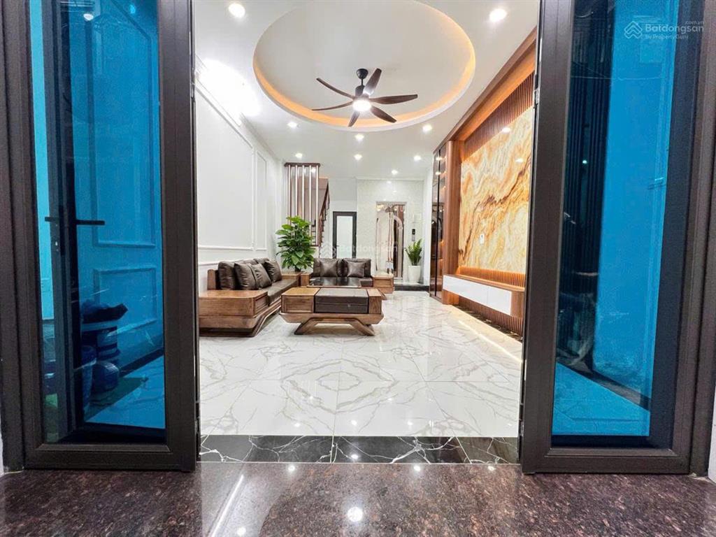 Siêu đẹp giá tốt nhất khương trung, 40m2, lô góc 6t thang máy, ngõ thông kd, ôtô tải qua giá 9 tỷ