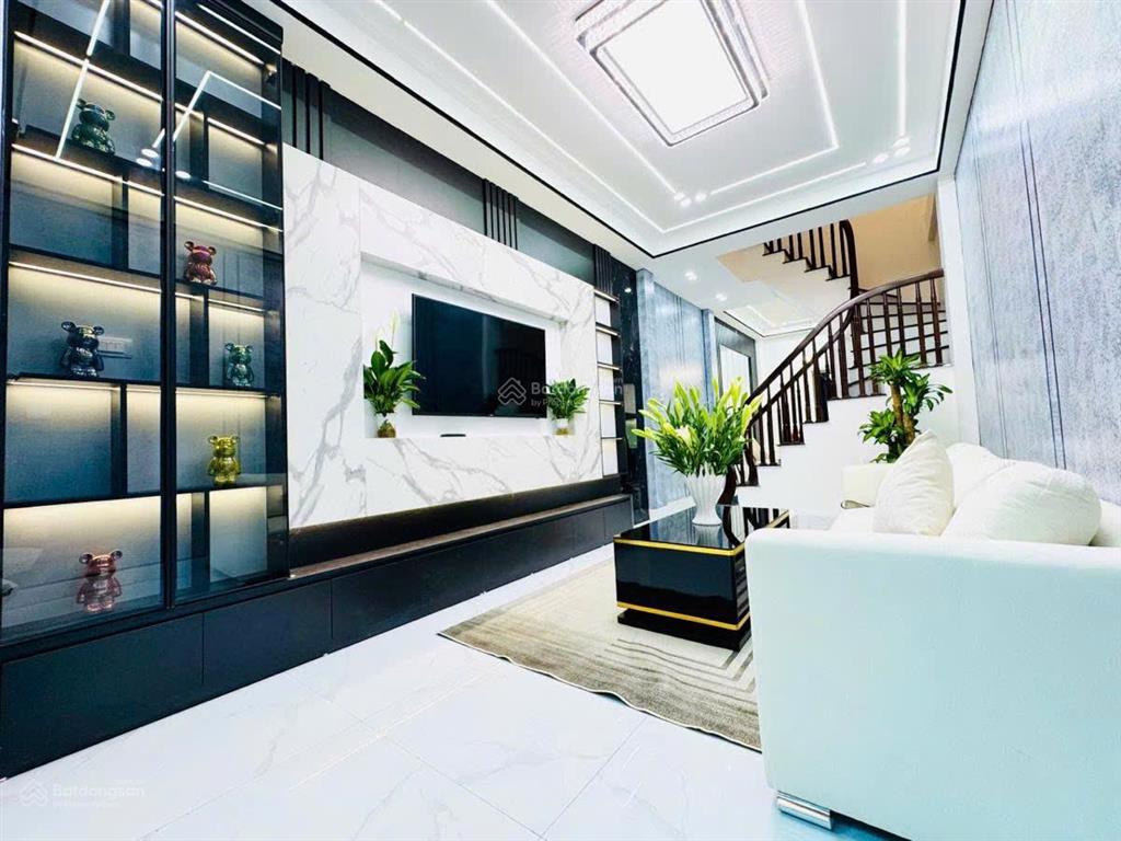 Rẻ nhất vũ tông phan, 42m2xt, ngõ thông , đang cho thuê kd, ôtô tải qua nhà giá 7,65 tỷ có tl