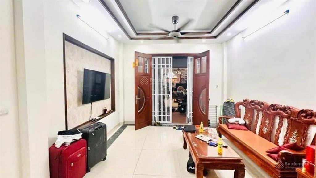 Siêu rẻ đẹp khương đình, 42m2x4t, ngõ thông ôtô tải qua, gần phố, giá 7,6 tỷ (cam kết tin chuẩn)