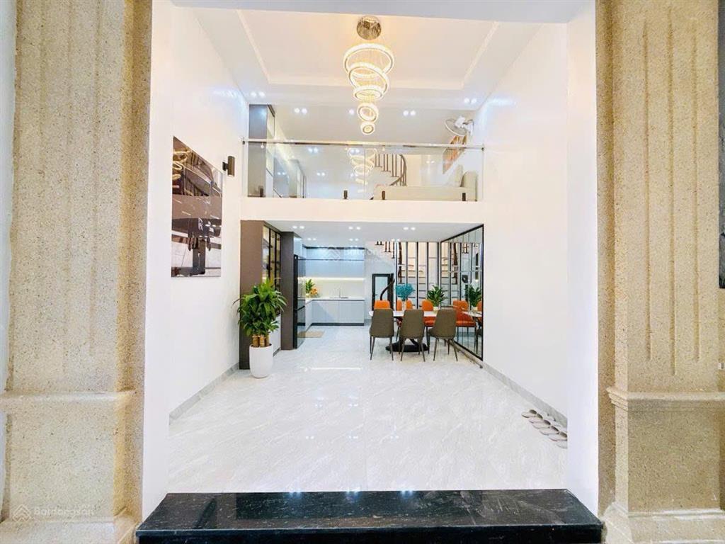 Nhà đẹp nguyễn ngọc nại, 50m2x5t, 2 thoáng vĩnh viễn, gần phố giá 9,35 tỷ (ck nhà thật giá chuẩn)