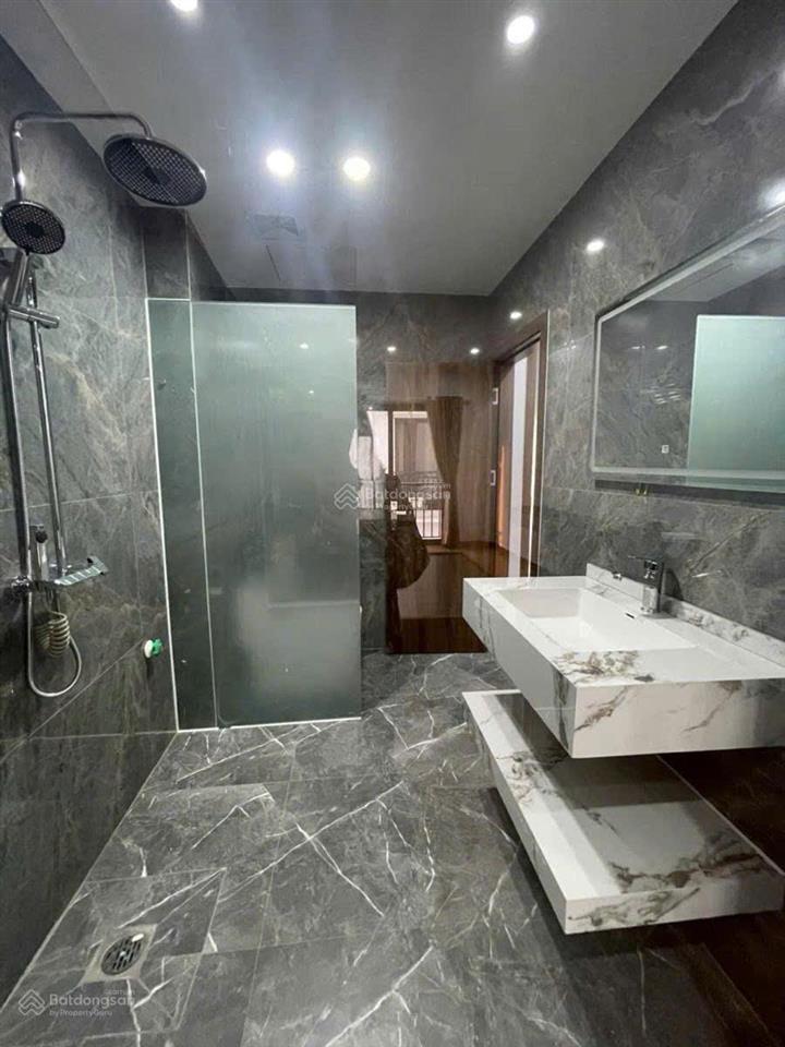 Lô góc siêu đẹp hoàng văn thái, 38m2x5t, ngõ thông, ô tô đỗ cửa giá 7,6 tỷ (ck nhà thật giá chuẩn)