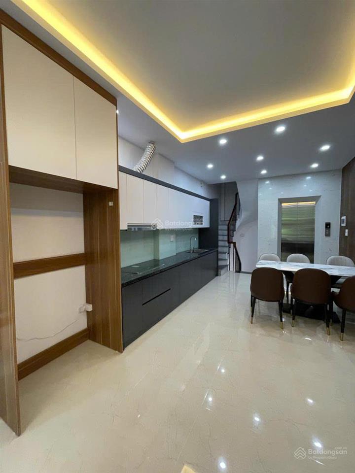 Hoa hậu khương đình, 40m2, lô góc 6 tầng thang máy, ngõ thông ô tô 7 chỗ qua nhà, giá 8,9 tỷ