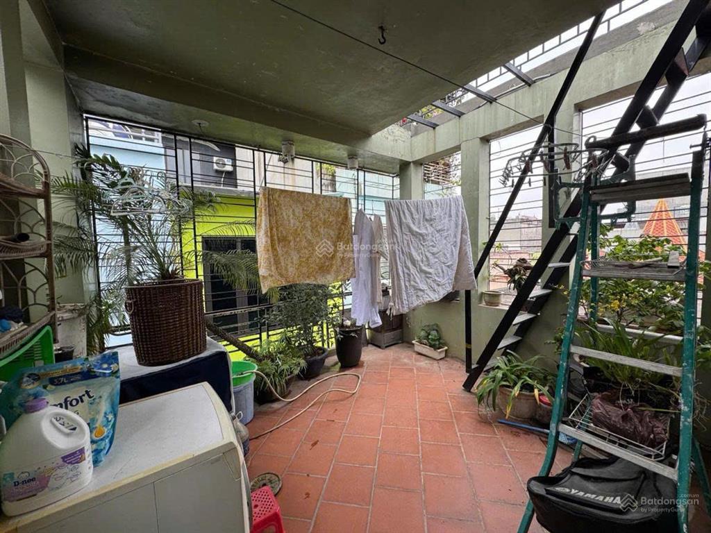 Rẻ nhất vũ tông phan, 40m2x4t, ngõ thông, ôtô 7 chỗ qua nhà, giá 7,6 tỷ(cam kết nhà thật giá chuẩn)