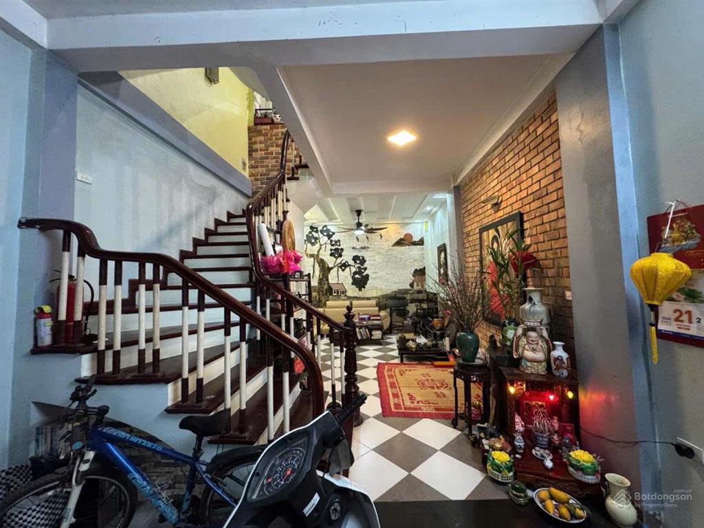 Rẻ nhất vũ tông phan, 40m2x4t, ngõ thông, ôtô 7 chỗ qua nhà, giá 7,6 tỷ(cam kết nhà thật giá chuẩn)