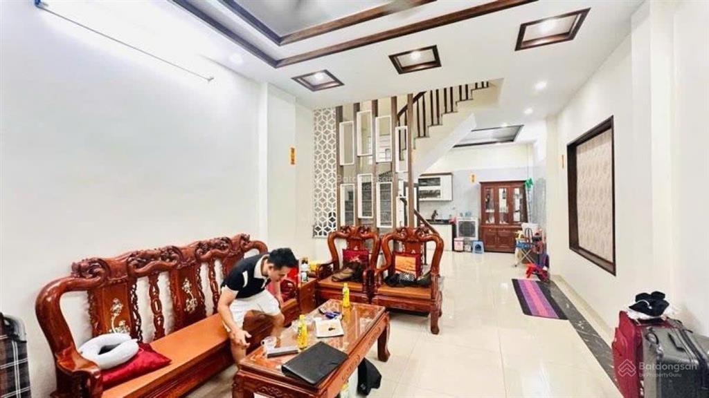 Siêu rẻ hoàng văn thái, 40m2x4t, ngõ thông kinh doanh, ô tô tải qua giá 7,6 tỷ (cam kết tin chuẩn)