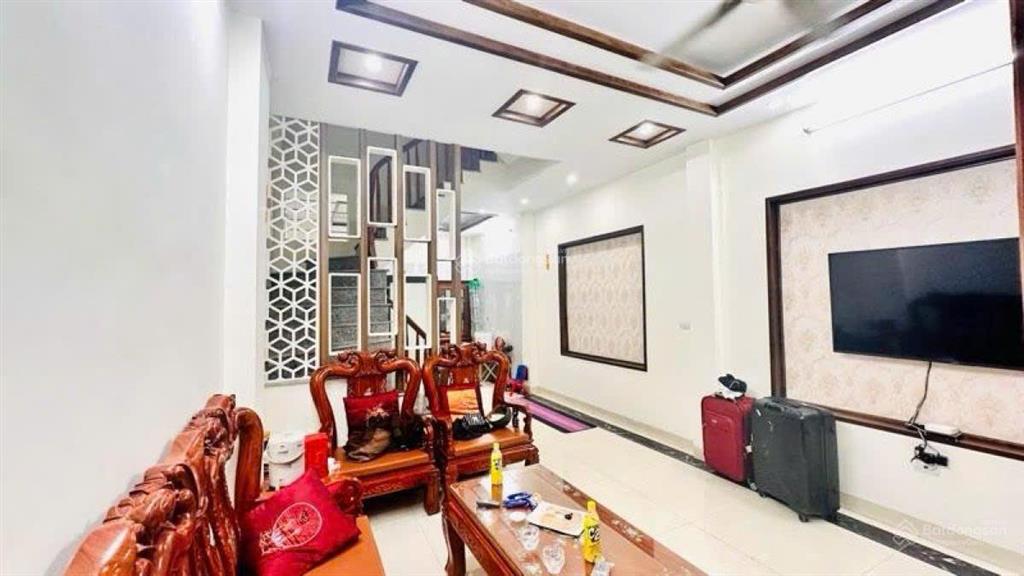Siêu rẻ vương thừa vũ, 42m2x4t, ngõ thông ô tô tải qua nhà, gần mặt phố giá 7,7 tỷ (ck tin chuẩn)