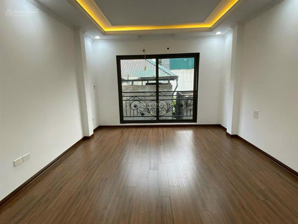 Hoa hậu vũ tông phan, 39m², lô góc 6 tầng thang máy, ngõ thông kd, ô tô 7 chỗ qua nhà giá 8,9 tỷ