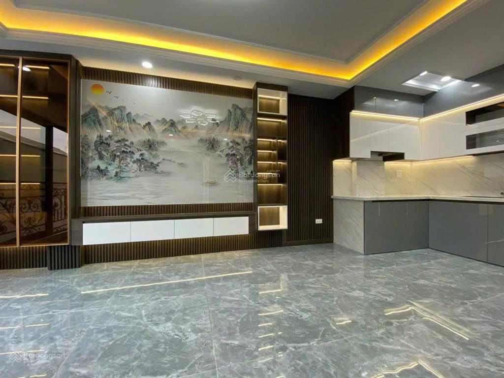 Hoa hậu vũ tông phan, 39m², lô góc 6 tầng thang máy, ngõ thông kd, ô tô 7 chỗ qua nhà giá 8,9 tỷ