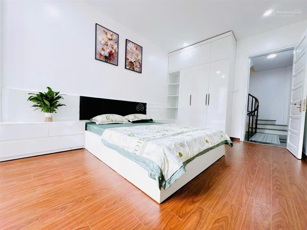 Giá tốt hoàng văn thái, 40m2x4t, ngõ thông ôtô tải qua, gần mặt phố giá 7,5 tỷ (thông tin chuẩn)