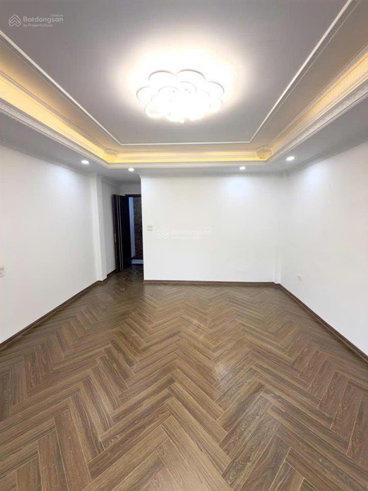 Hoa hậu vũ tông phan, 38m2, lô góc 6 tầng thang máy, ngõ thông, gần đường 2,5 giá 8,7 tỷ có tl