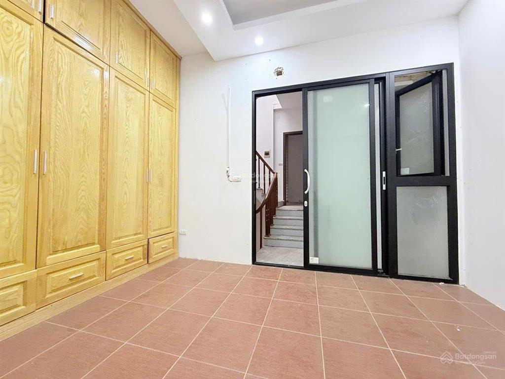 Siêu rẻ hoàng đạo thành, 38m2x4t, ngõ thông, ôtô 7 chỗ qua giá 7,5 tỷ có tl (ck nhà thật giá chuẩn)
